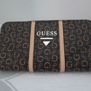 Guess Women's Nichols Logo Slim Wallet